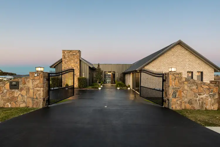 211 Mount Rascal Road