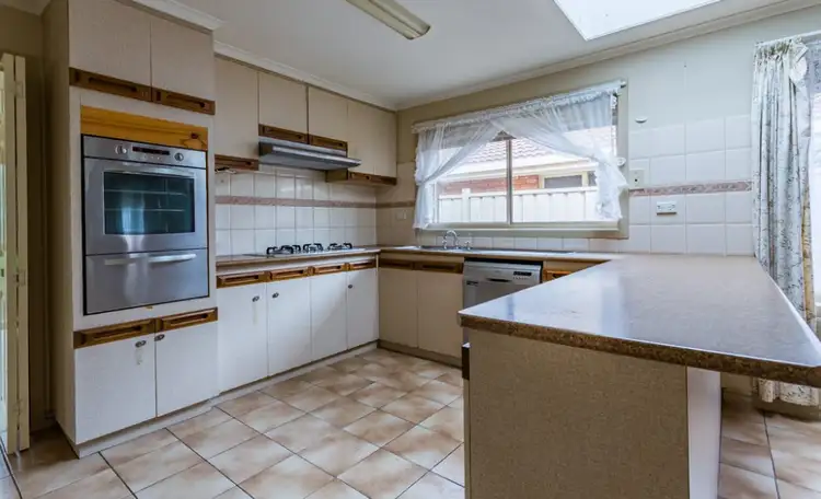 Fourth view of Homely house listing, 2 Parmelia Drive, Taylors Lakes VIC 3038