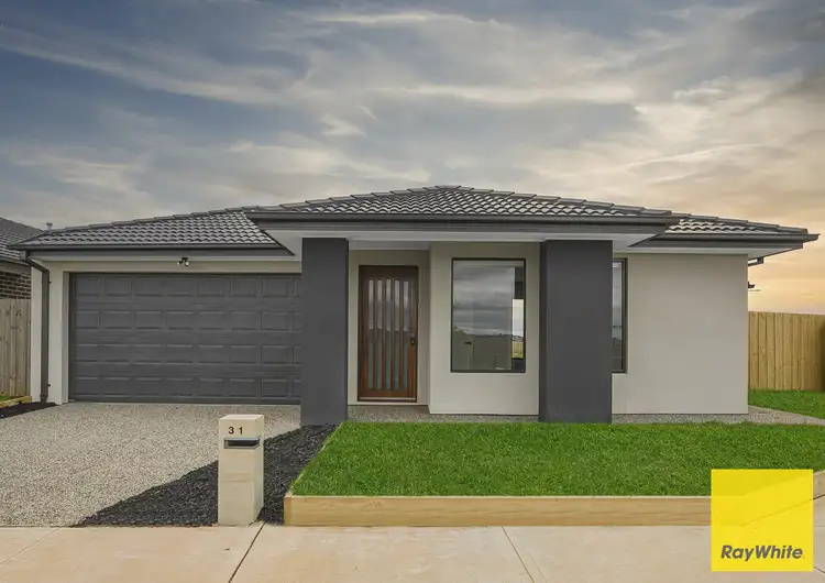 31 Tamworth Drive, Rockbank VIC 3335