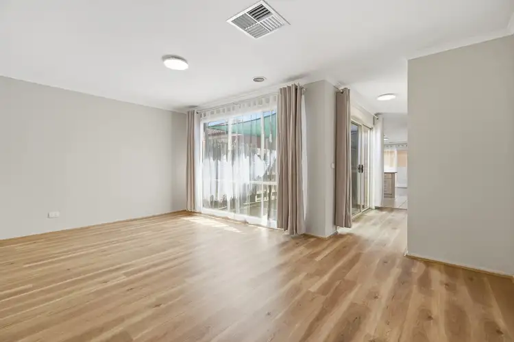 Second view of Homely house listing, 21 Fiona Court, Werribee VIC 3030