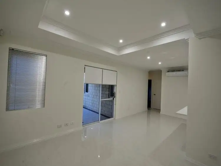 Fourth view of Homely house listing, 52 Phoenix Road, Hamilton Hill WA 6163