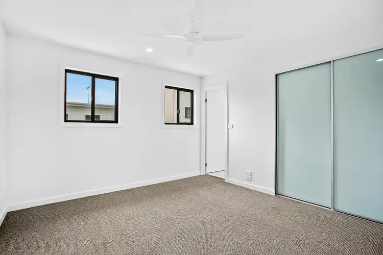 Fifth view of Homely semi-detached listing, 5/125 Crest Road, Albion Park NSW 2527