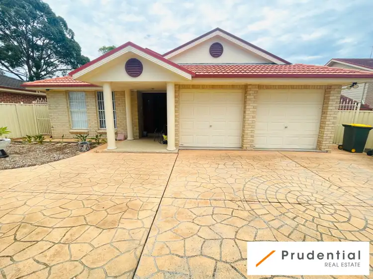 1D Myee Road, Macquarie Fields NSW 2564