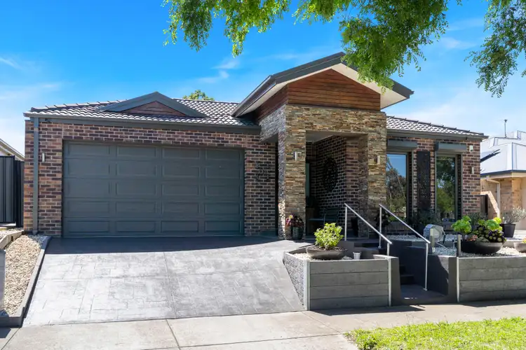 35 Cradle Mountain Drive