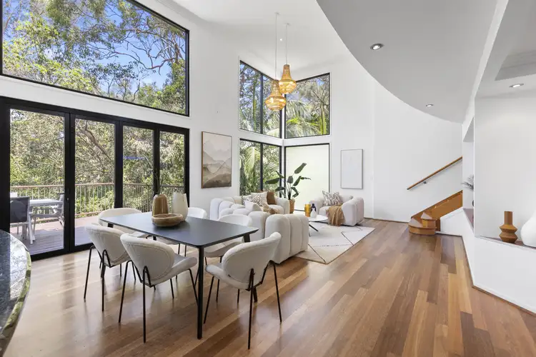 306A Ron Penhaligon Way