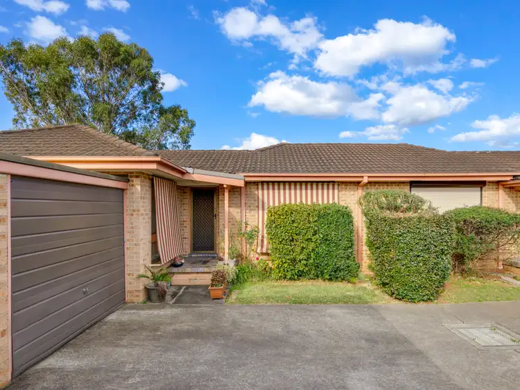 10/65 Fuchsia Crescent, Macquarie Fields NSW 2564
