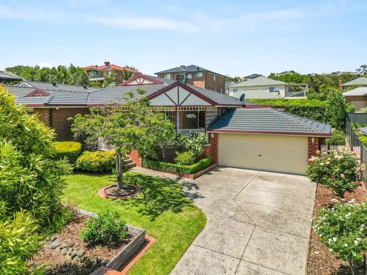 13 Hibberd Court, Berwick VIC 3806