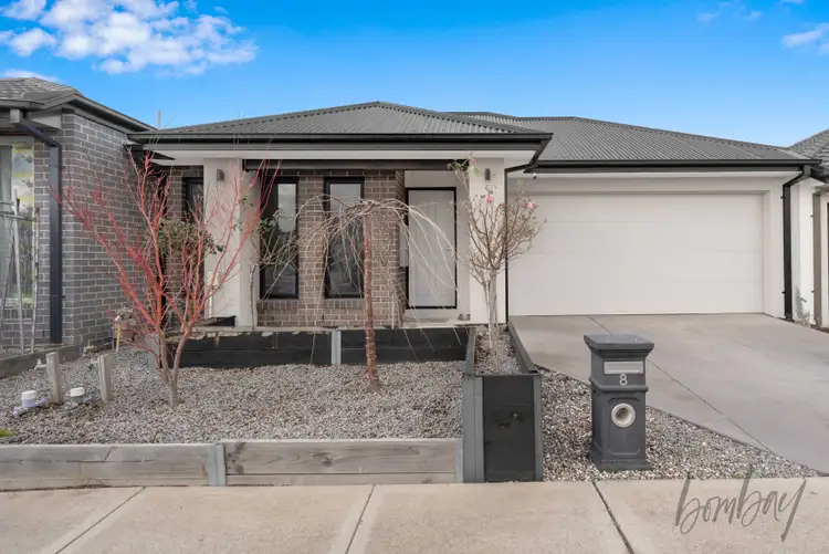8 Stringybark Drive, Donnybrook VIC 3064