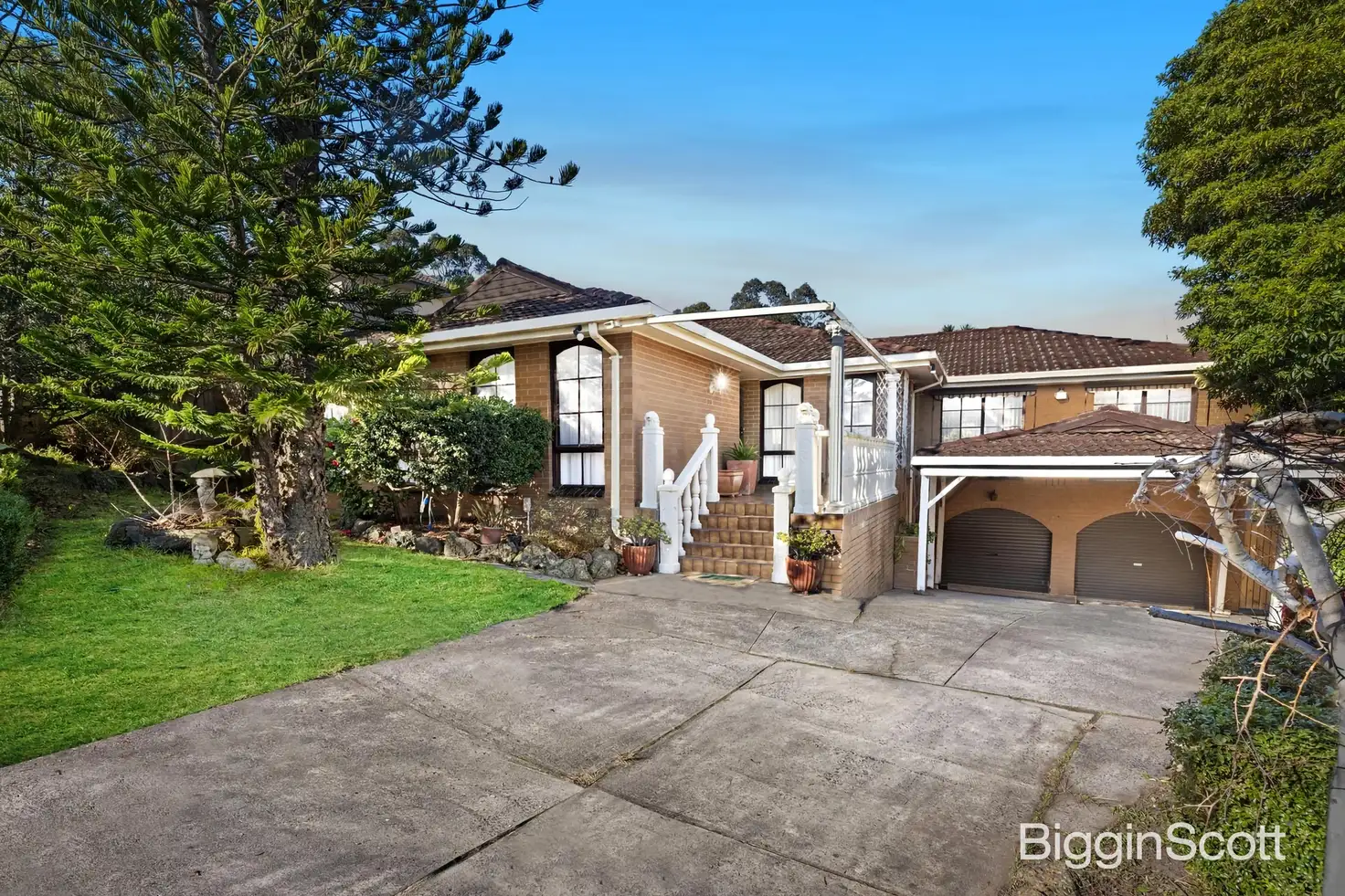 Main view of Homely house listing, 8 Lesay Court, Mount Waverley VIC 3149