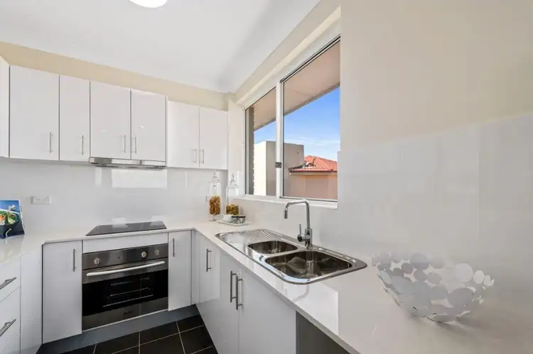 Third view of Homely apartment listing, 6/11 Clarke Street, Vaucluse NSW 2030