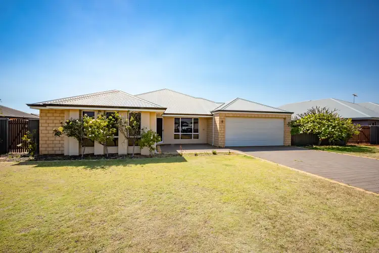 30 Melaleuca Drive