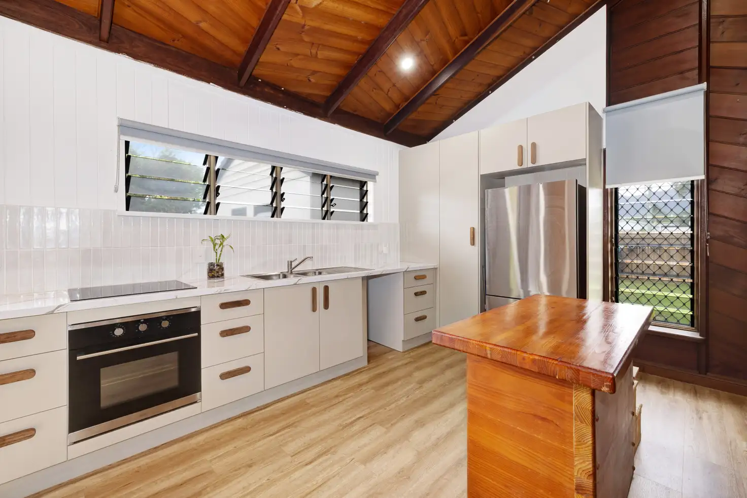 Main view of Homely house listing, 1401 Riverway Drive, Kelso QLD 4815