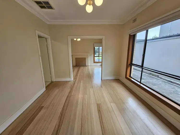 Fifth view of Homely house listing, 2 Agnes Street, Bentleigh East VIC 3165