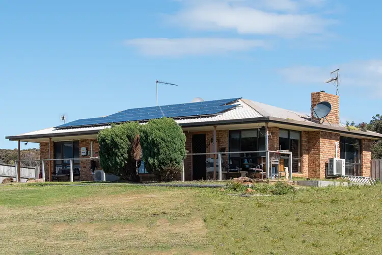 131 Bellbuoy Beach Road, Low Head TAS 7253