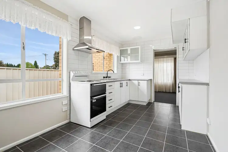 16 Coolidge Street, Corio VIC 3214