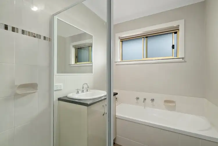 Sixth view of Homely unit listing, 2/7 Thomas Street, Benalla VIC 3672