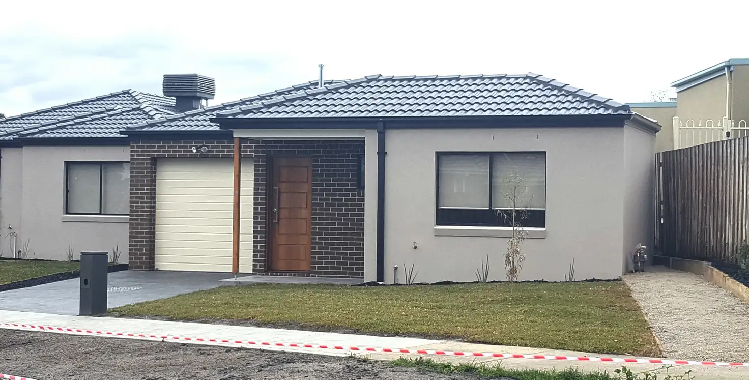 Main view of Homely unit listing, 16 McGlynn Avenue, South Morang VIC 3752