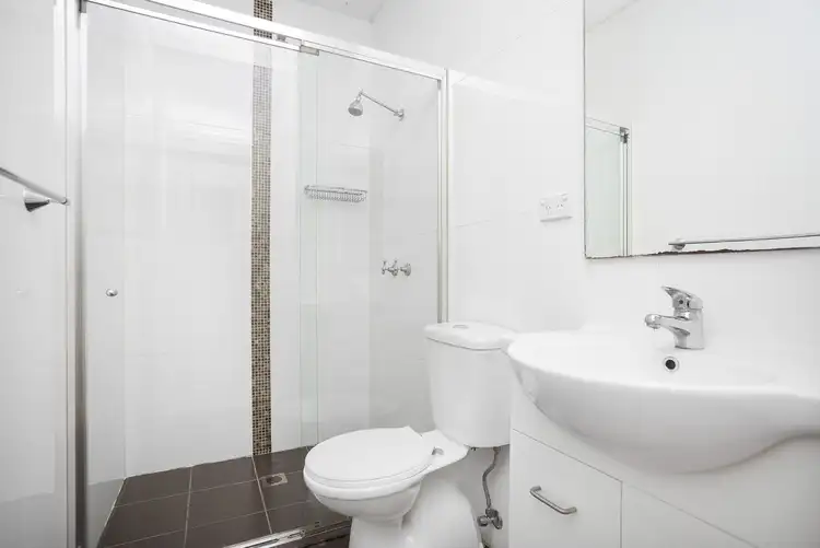 Fourth view of Homely unit listing, 7/609-611 King Street, Newtown NSW 2042