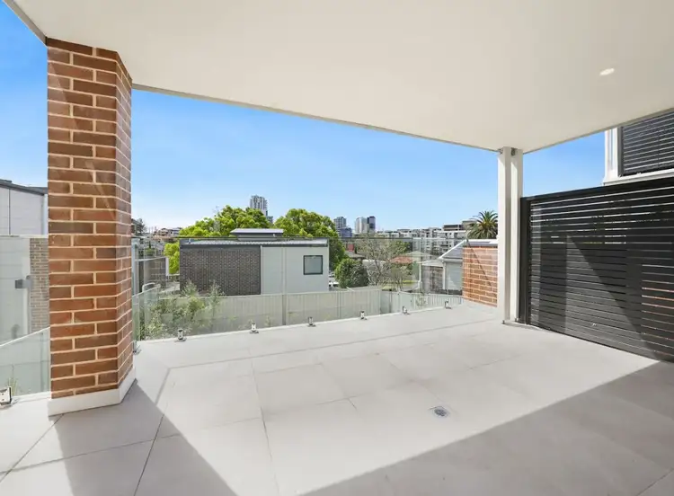 Fourth view of Homely townhouse listing, 5/33 Rawlinson Avenue, Wollongong NSW 2500