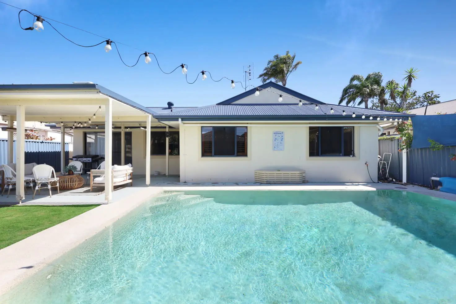 Main view of Homely house listing, 25 Drake Avenue, Paradise Point QLD 4216