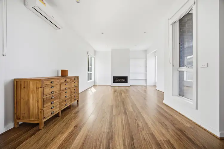 Second view of Homely unit listing, 2/10 Dorrington Avenue, Reservoir VIC 3073