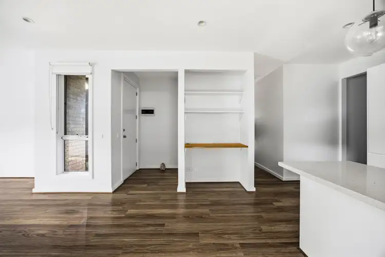 Fifth view of Homely unit listing, 2/10 Dorrington Avenue, Reservoir VIC 3073