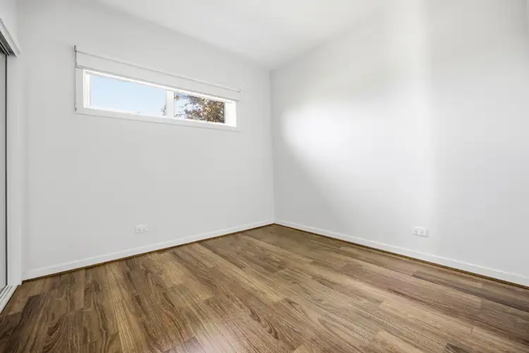 Sixth view of Homely unit listing, 2/10 Dorrington Avenue, Reservoir VIC 3073