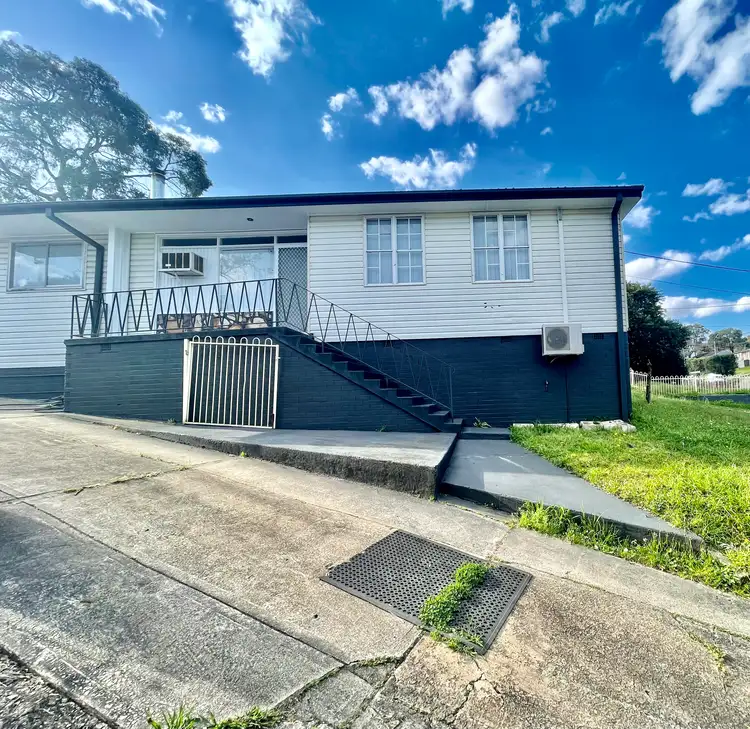 17 Aberdeen Road, Busby NSW 2168
