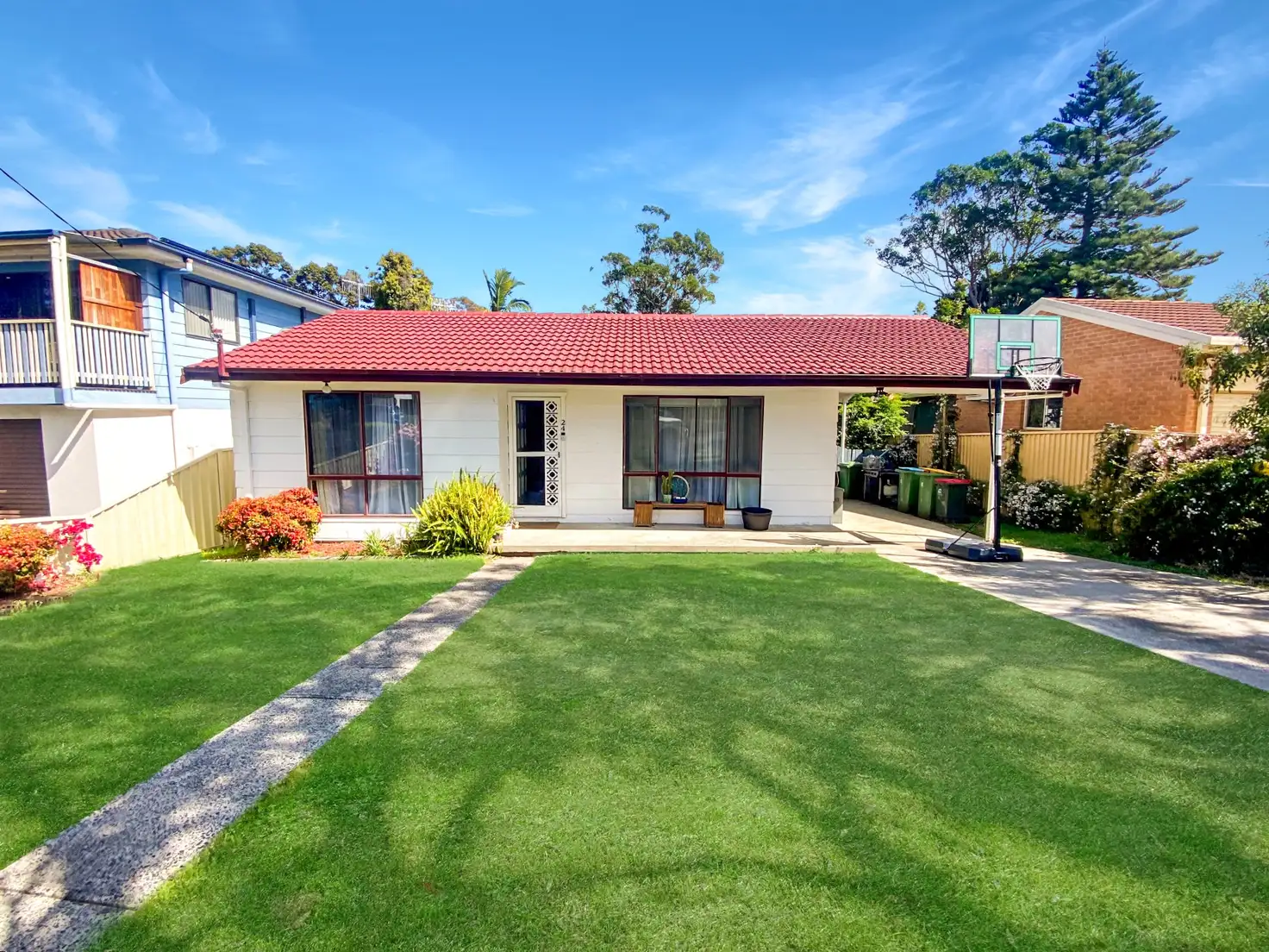 Main view of Homely house listing, 24 Laelana Avenue, Budgewoi NSW 2262