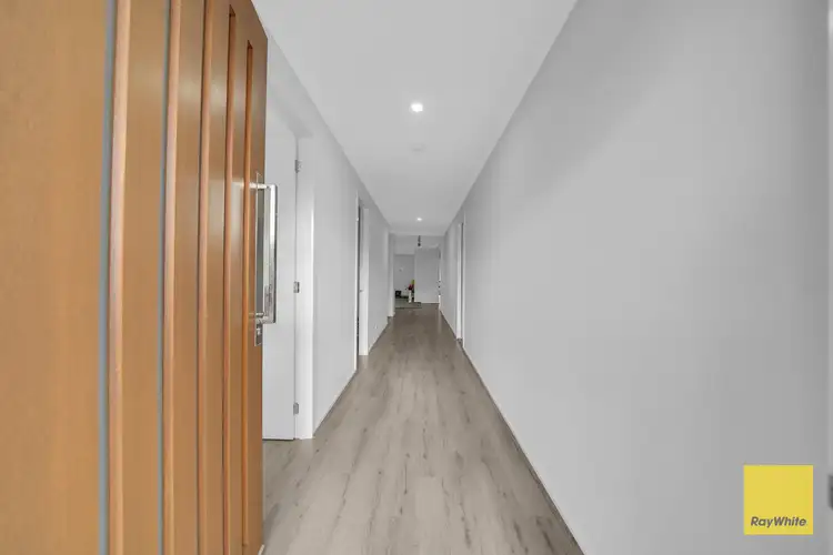 39 Litoria Drive, Deanside VIC 3336