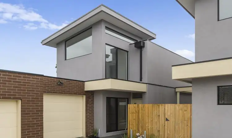 2/6 Bloom Street, Frankston VIC 3199