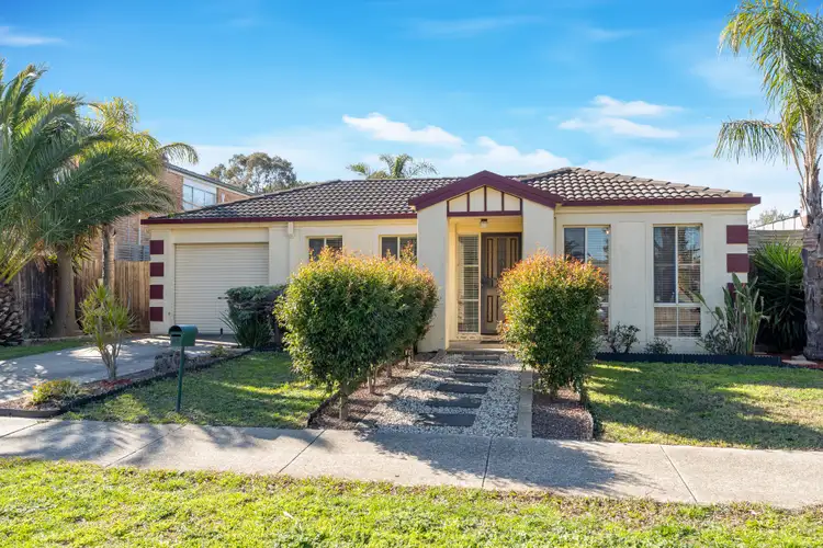 42 Santa Cruz Boulevard, Roxburgh Park VIC 3064
