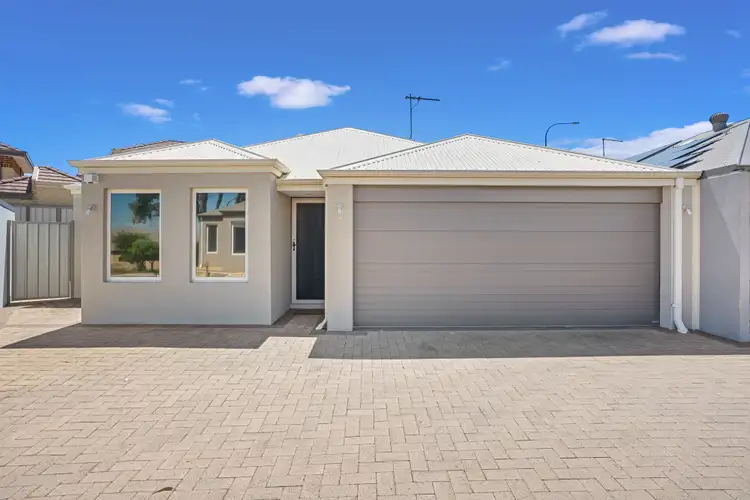 2/2 Marathon Loop, Madeley WA 6065
