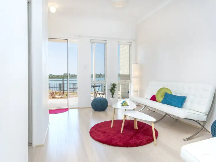 41 Melton Hill Lane, Champion Lakes WA 6111