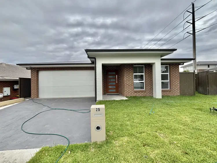 25 Warburn Street, Gledswood Hills NSW 2557