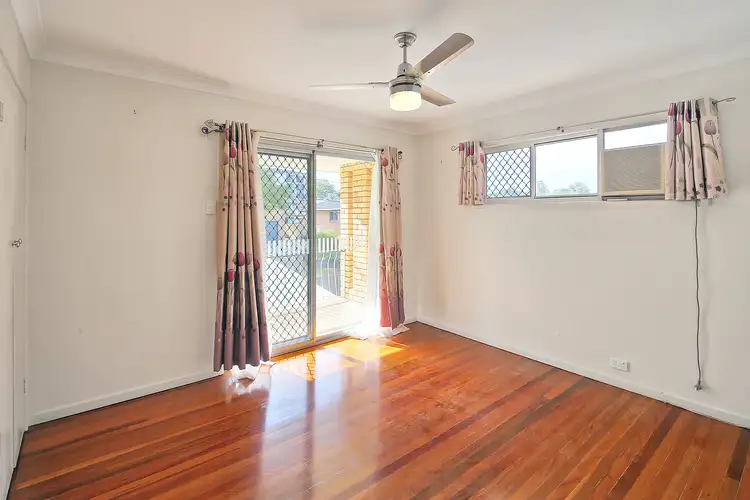 Fourth view of Homely house listing, 4 Geneva Street, Wishart QLD 4122