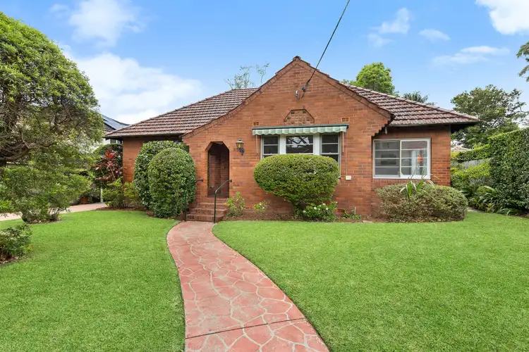 25 Adelaide Avenue, East Lindfield NSW 2070