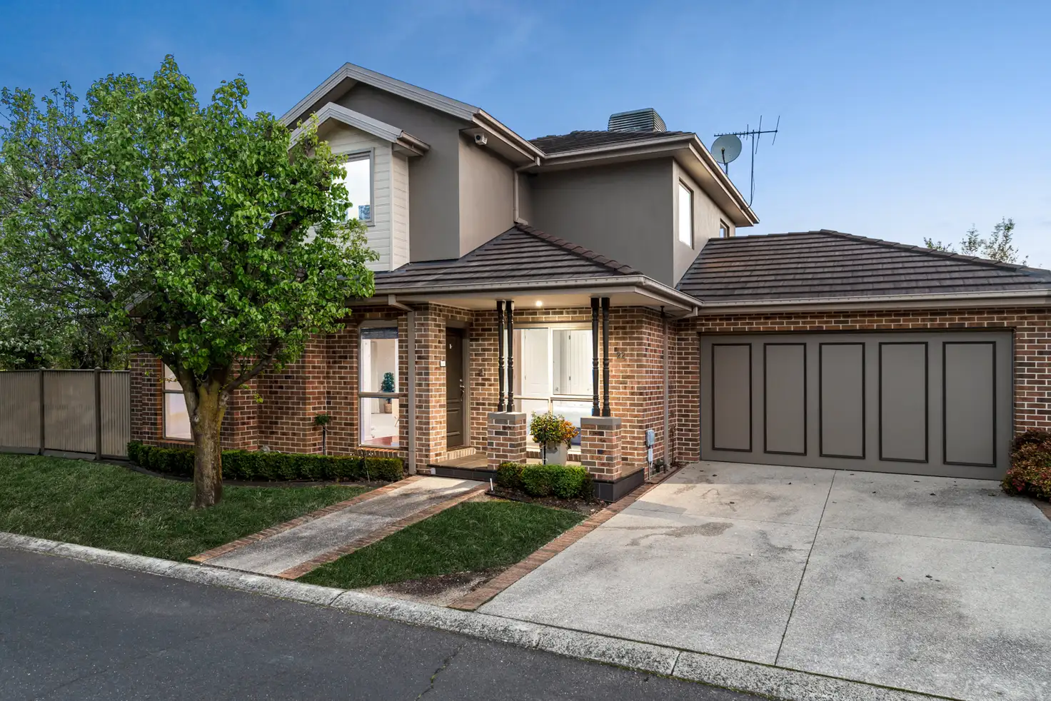 Main view of Homely townhouse listing, 22 Kingswood Rise, Box Hill South VIC 3128