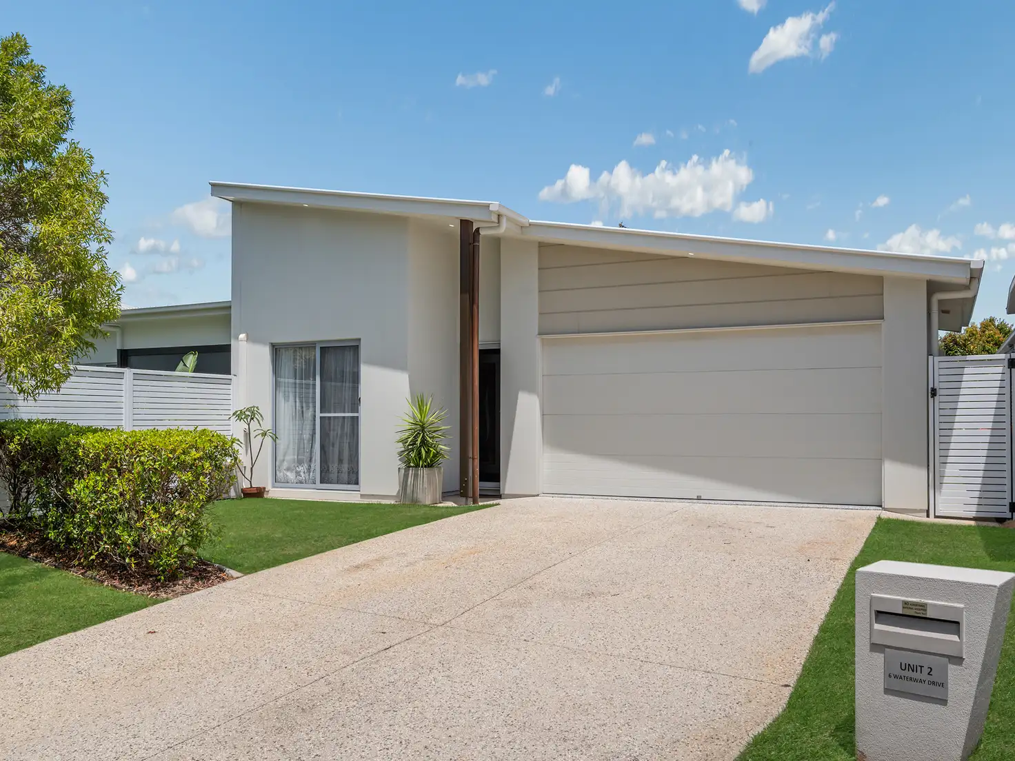 Main view of Homely house listing, 2/6 Waterway Drive, Birtinya QLD 4575