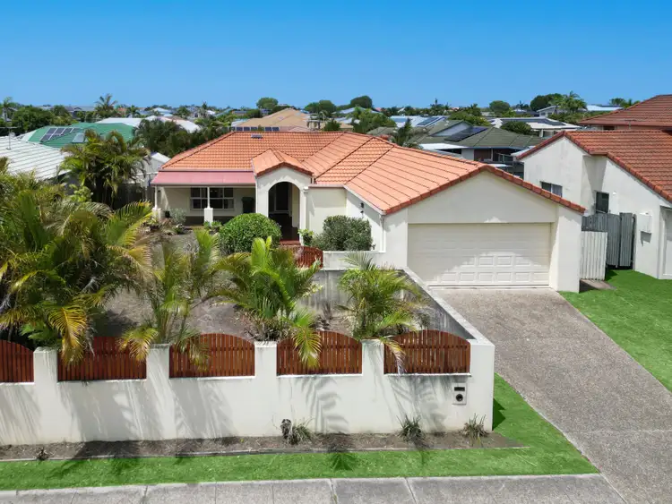 192 Endeavour Drive, Banksia Beach QLD 4507