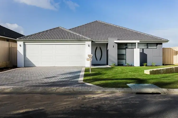 24 Wooleen Parkway, Beeliar WA 6164