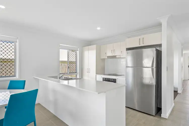 Fifth view of Homely house listing, 8 Alexander Place, Gleneagle QLD 4285