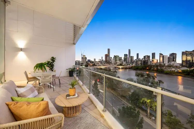 46/205 Coronation Drive, Milton QLD 4064