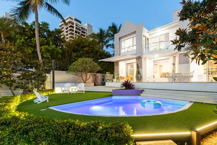 1/12 Commodore Drive, Paradise Waters QLD 4217