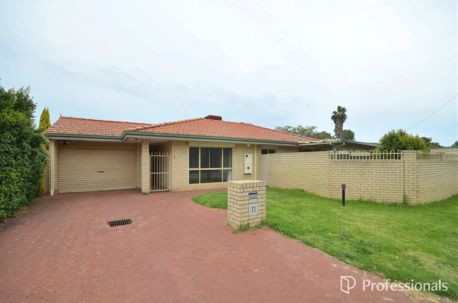 Main view of Homely house listing, 11 Summer Place, Thornlie WA 6108