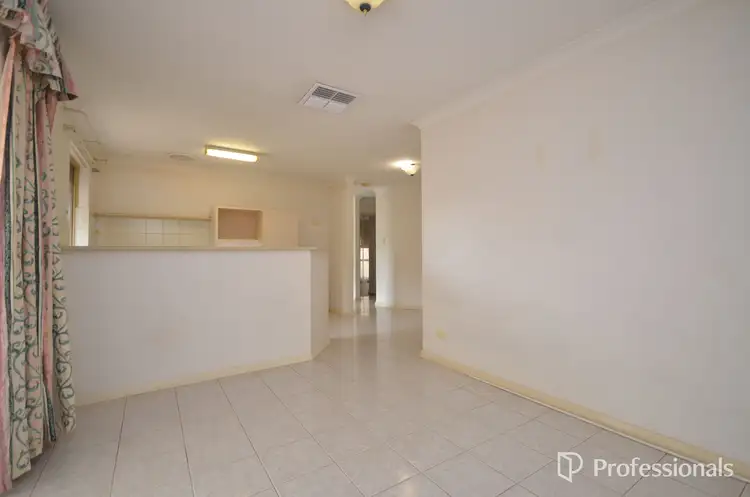 Fifth view of Homely house listing, 11 Summer Place, Thornlie WA 6108