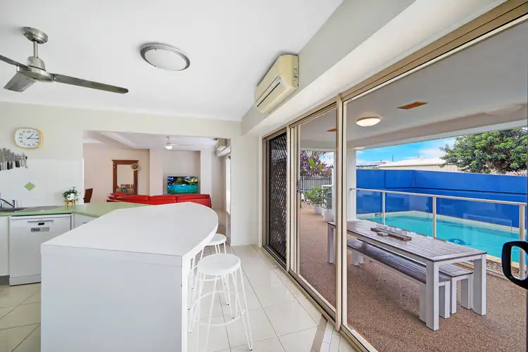 Sixth view of Homely unit listing, 1/12 Morshead Street, Avenell Heights QLD 4670