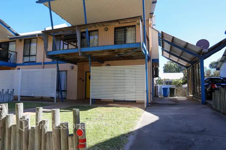 28 Dempster Street