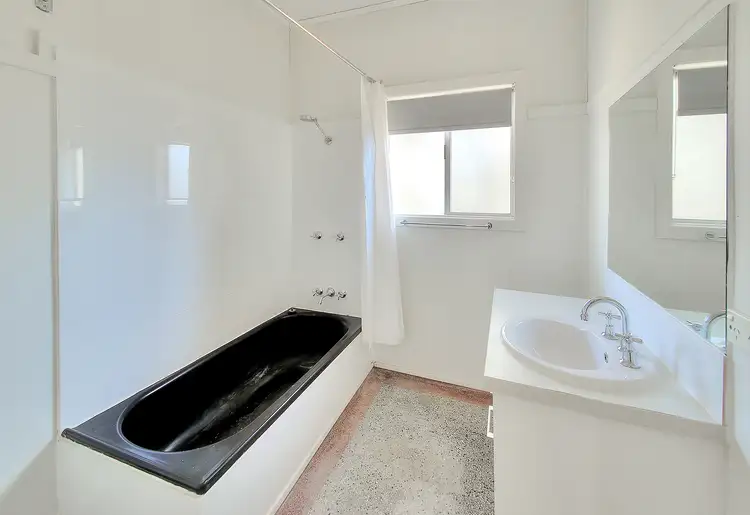 Fifth view of Homely house listing, 1 Clausen Street, Mount Gravatt East QLD 4122