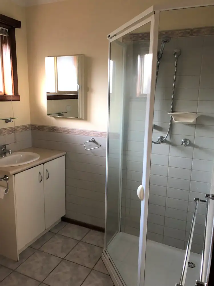 Fifth view of Homely unit listing, 1/4 Short Street, Vermont VIC 3133